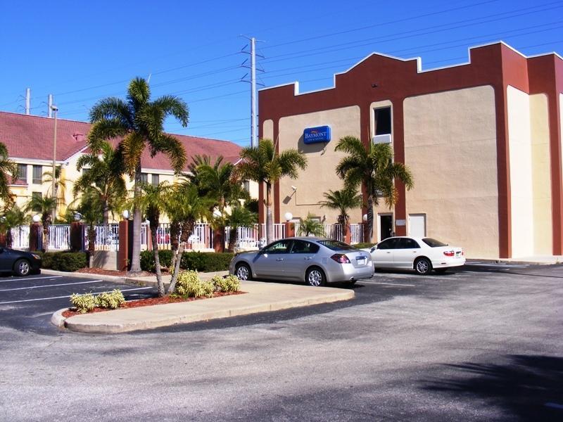 Baymont Inn & Suites Orlando/Universal Area Exterior foto
